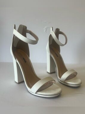 Fashion Nova White Ankle-Strap Block Heel Sandals - 7